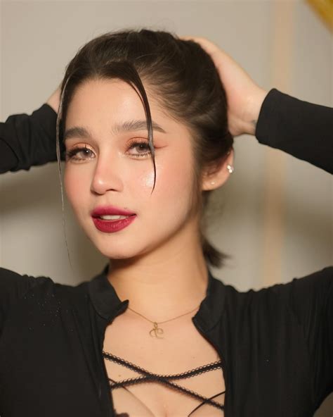 Dambie Tensuan Nudes