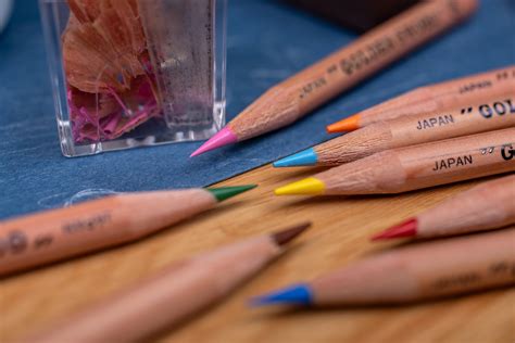 eyeball pencil 3
