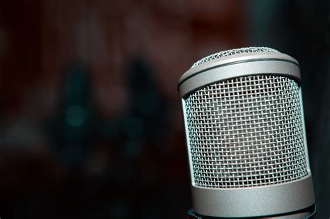 akg vocal condenser microphone black review microphone basics