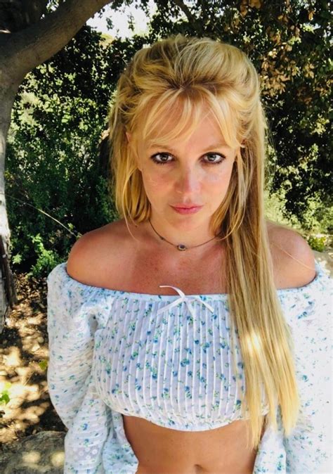 Britney Spears deletes Instagram after settling conservatorship case