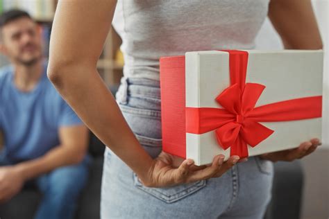 Подарок человеку, у которого все есть: оригинальные идеи, что подарить ...