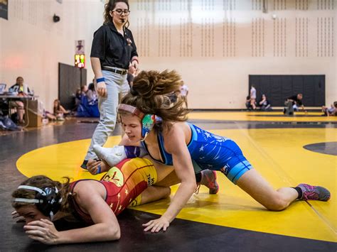 Evansville teen Kaylie Peterson is one of country's best female wrestlers