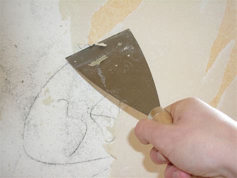 Maximize Your Wallpaper Installation: The Ultimate Guide to Removing Excess Fabric Softener Residue - Hunter Games Magazine