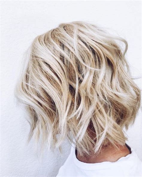 Short Hair Styles With Blonde Highlights