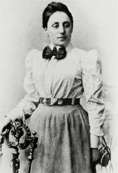 conociendo  emmy noether