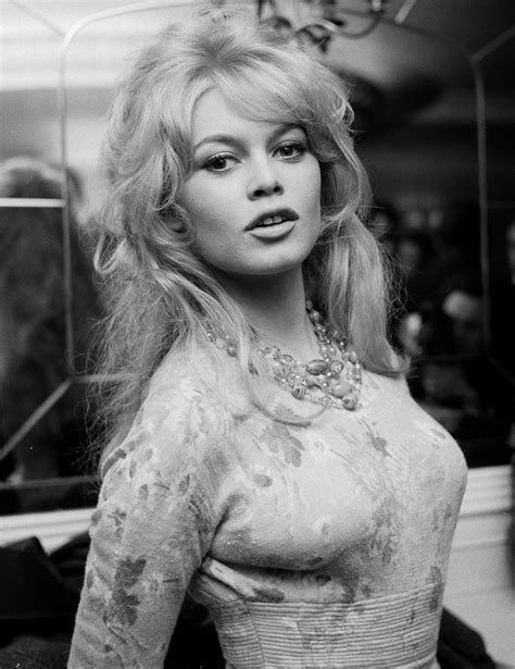 Brigitte Bardot Wallpaper - WallpaperSafari