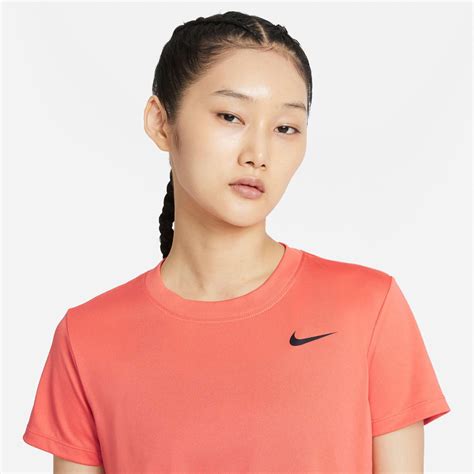 Nike DRI-FIT LEGEND | sportisimo.de