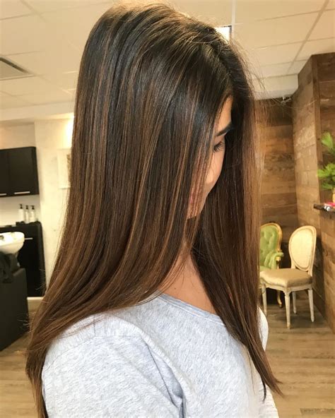 Belleza | Cabello oscuro con reflejos, Iluminaciones en cabello oscuro ...