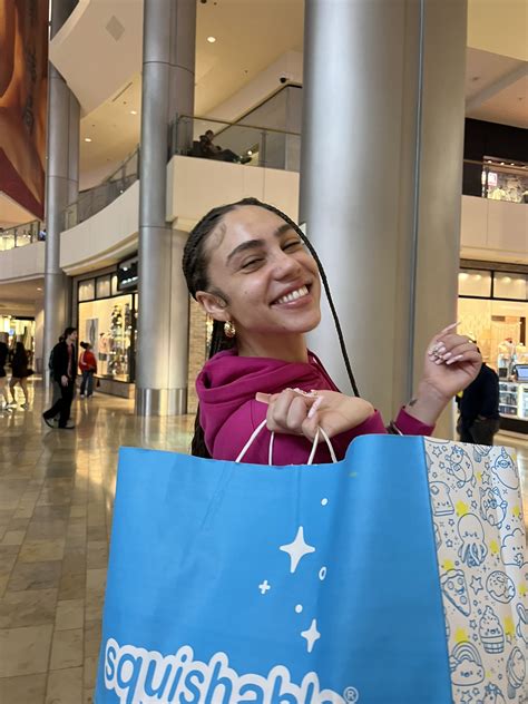 bby eli (@bluemalachit3) / Twitter