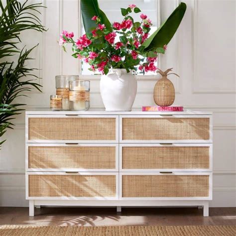 bedroom dressers      chic storage