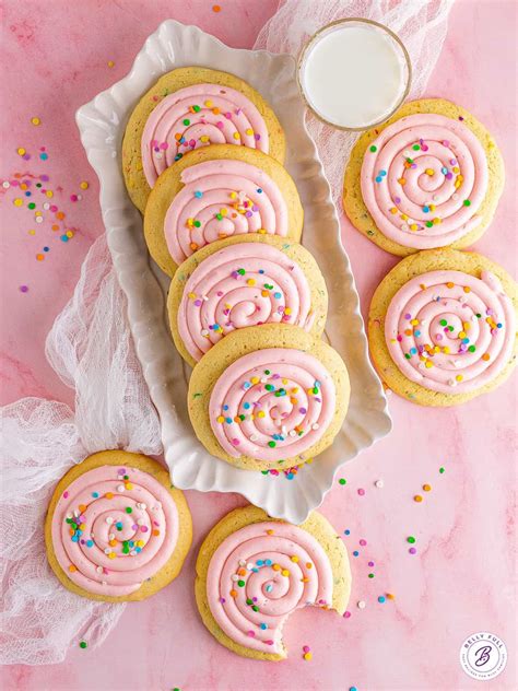 crumbl cookies free birthday 7