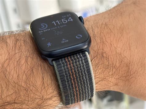 Bilder ⋮ Apple Watch (45 mm) Sport Loop – Mitternacht ⋮ FLIP.de