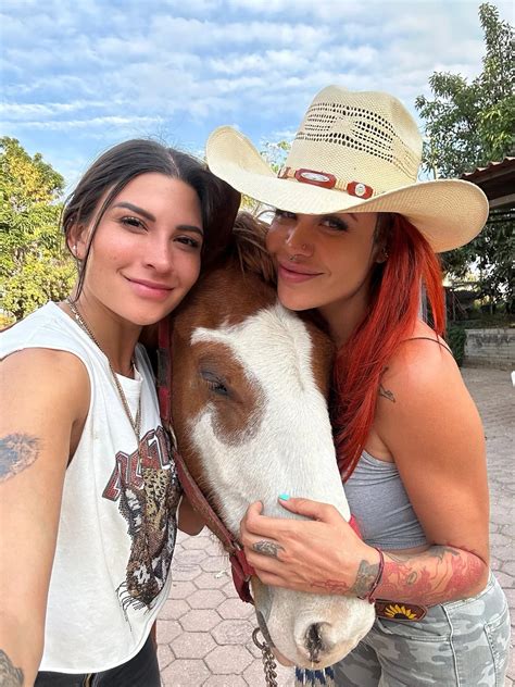 Quién es Yael Ruiz, la activista que recibió amenazas y por la que