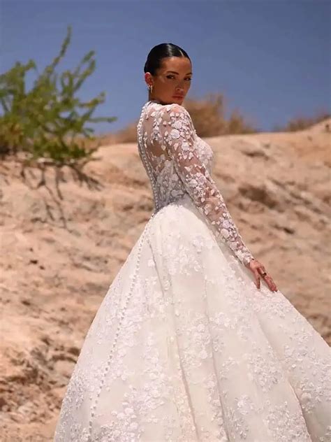 Martina Liana - 1517 - Minster Bridal