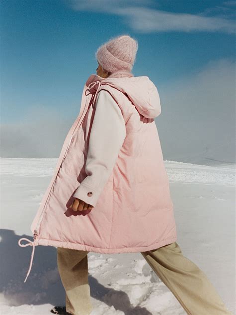 Shop responsibly made down outerwear for women at ARKET - ARKET