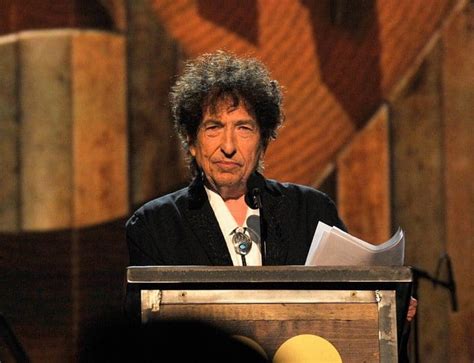 bob dylan net worth 2025