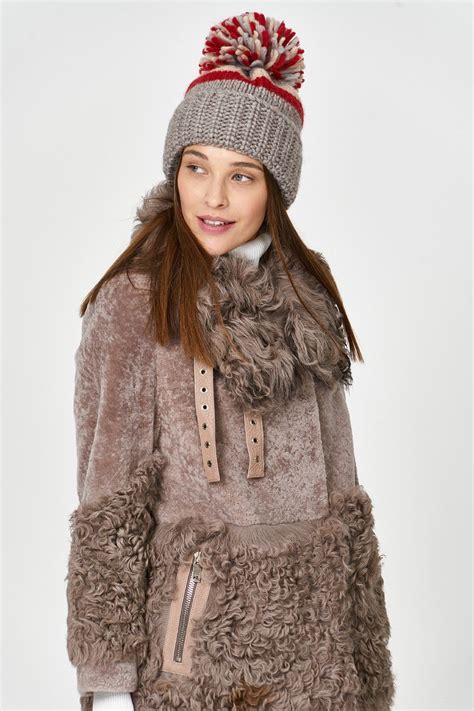 Шуба из натуральной овчины Virtuale Fur Collection 234988000 - Шубы из ...