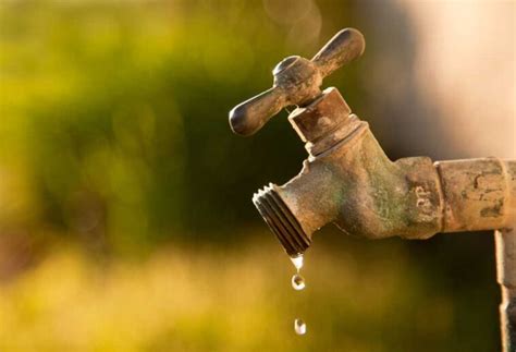 how to fix a dripping outdoor faucet