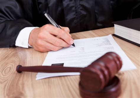 О судебных делах по фамилии: проверка и поиск в суде, физическое лицо ...