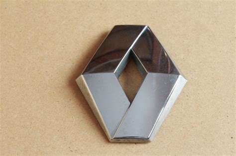 RENAULT EMBLEMAT ZNACZEK LOGO - 11850989537 - oficjalne archiwum Allegro