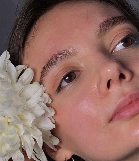 Брови. Визуал. Контент бровиста. Идеи для фото | Brows, Instagram photo ...