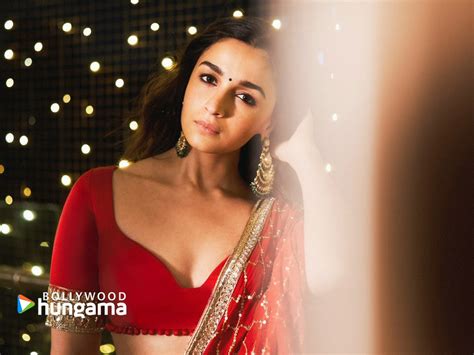 Alia Bhatt Wallpapers | alia-bhatt-3-122 - Bollywood Hungama