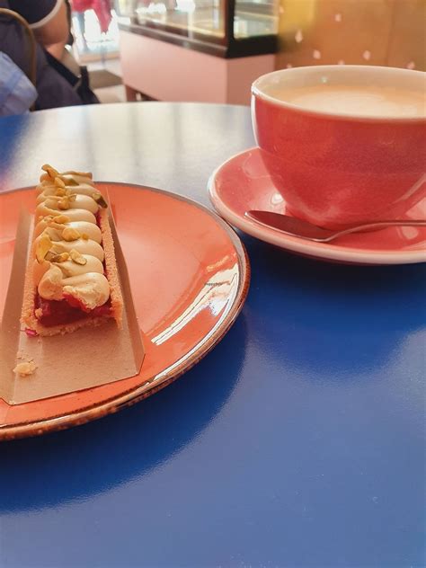 Eklerownia - Gdansk Coffee & Tea - HappyCow