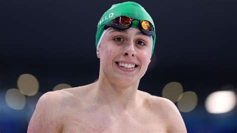 Jersey's Filip Nowacki breaks European junior breaststroke record - BBC
