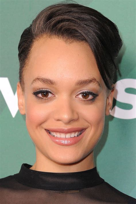 Britne Oldford Wiki, Biography, Age, Gallery, Spouse and more