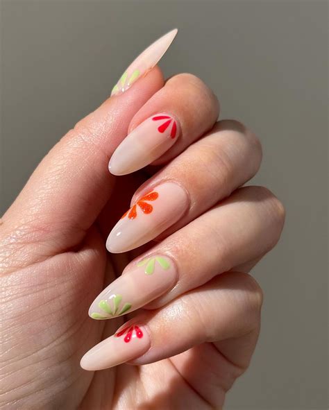 25 Simple Summer Nail Art You'll Love
