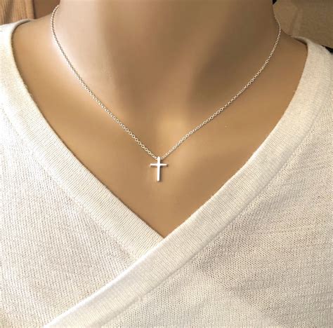 Dainty Small Cross Pendant simple Minimalist Necklace - Etsy