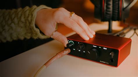 Focusrite Scarlett Solo Gen 4 Ses Kartı | doremusic