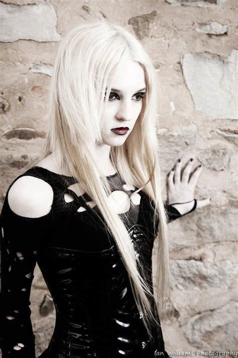 Gothic Fetish Model - Blowjob Photos
