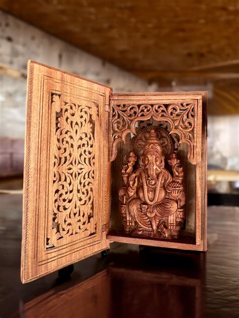 buy handmade lord ganesha sculpture sandalwood carving