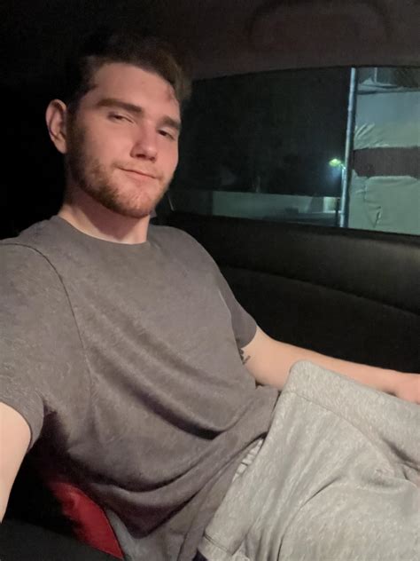What would do if I got hard sitting next to you? 🥴 | Scrolller