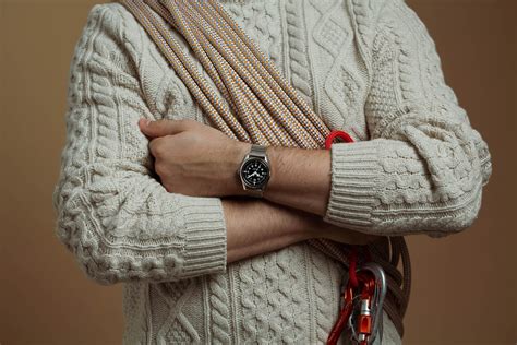 【F】 Serica Introduces The 6190 Field Chronometer