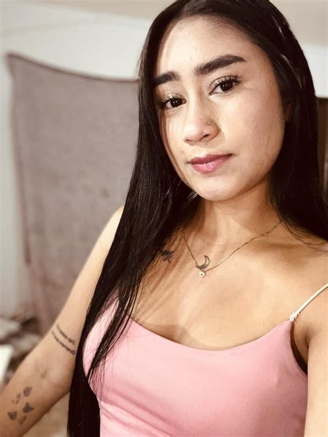 Angie Lorena (@angie_lorena16) • Instagram photos and videos