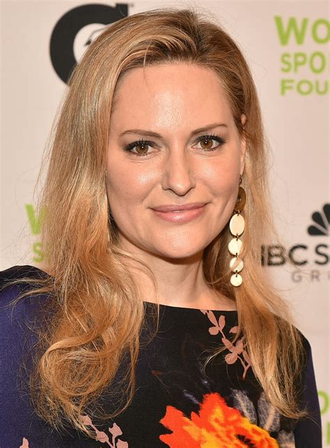 Who Plays Eleven's Mom On 'Stranger Things'? Aimee Mullins Has Led A