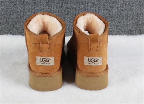 מגפי פלטפורמה UGG האג - זולפה קניות אונליין