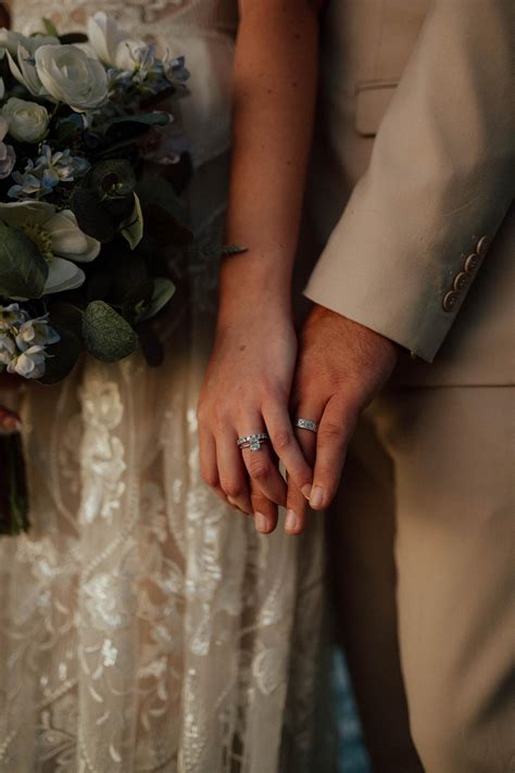 Michayla Moyer Photography - Oklahoma Wedding & Portrait Photographer