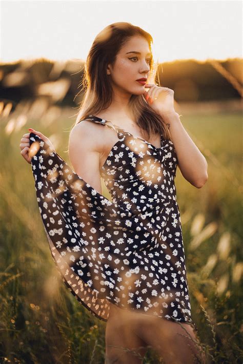 Woman In Sundress Photos, Download The BEST Free Woman In Sundress