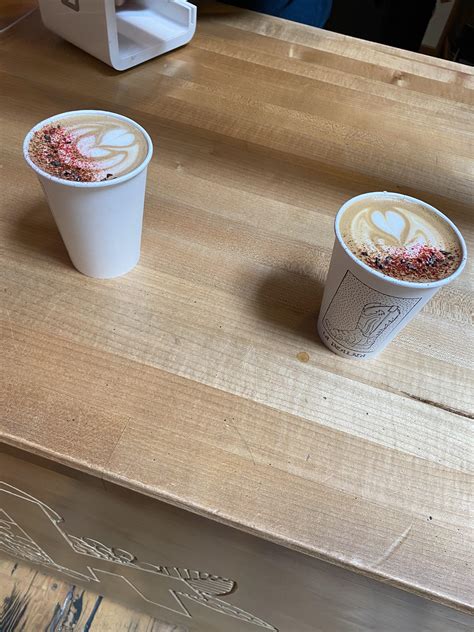 [But Oatmilk lattes are my favorite 😻 ] : r/highvegans