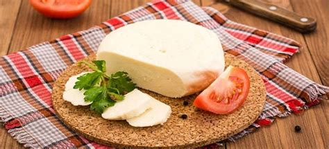 Молочная сыворотка - польза и вред для организма, рецепты печенья, сыра ...