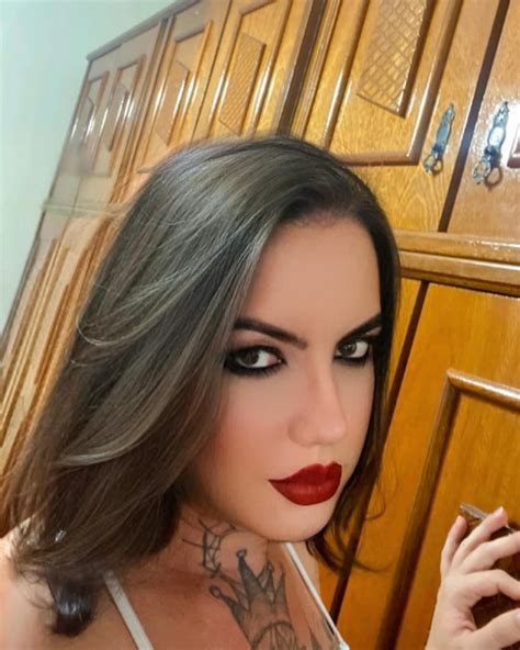 Melissa Leal TS (@sou.melissaleal) • Instagram photos and videos