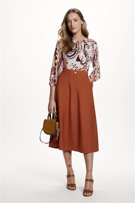 Saia Evasê Com Bolso - SAIA EVASE COM BOLSO - CAMEL
