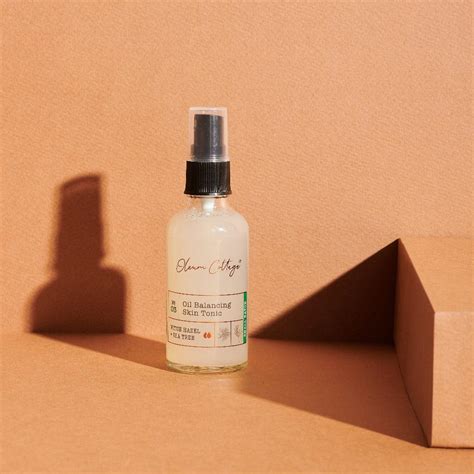 Oil Balancing Skin Tonic (For Acne and Large Pores) – Oleum Cottage