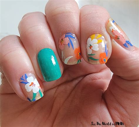 sun flower nail design 1
