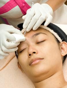 What Is a Dilated Pore? (with pictures)