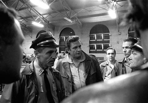 Ten never-before-seen photos of Johnny Cash Performing At San Quentin ...