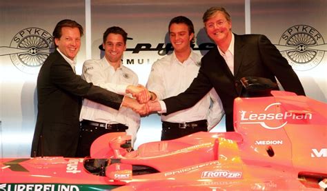 Ван дер Гарде тества за Force India - ClubS1.bg